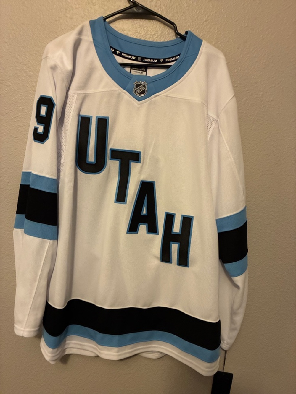 Fanatics UTAH HOCKEY CLUB White Keller #9 Hockey Jersey with Light Blue & Black